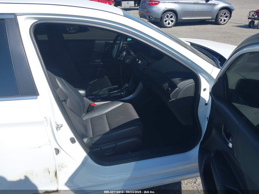 2016 HONDA ACCORD VIN: 1HGCR2F5XGA017783
