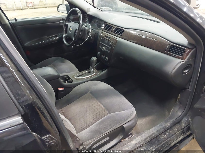 2013 CHEVROLET IMPALA VIN: 2G1WB5E3XD1120301