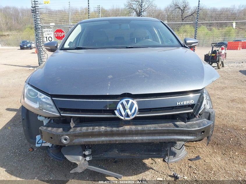 2013 VOLKSWAGEN JETTA HYBRID VIN: 3VW637AJ6DM300238