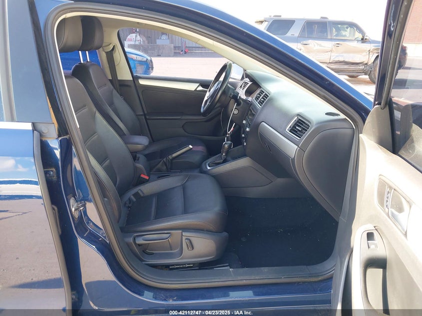 2013 VOLKSWAGEN JETTA VIN: 3VWDP7AJ5DM293584
