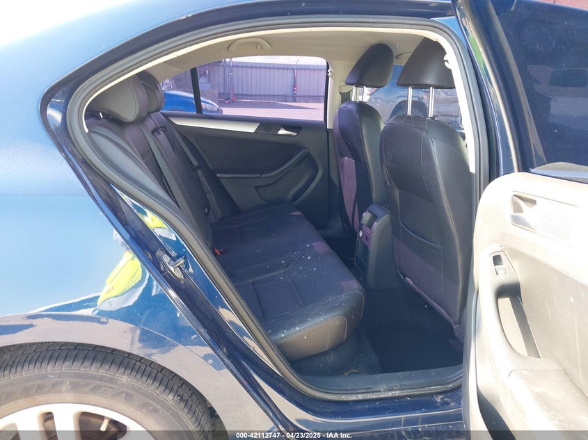 2013 VOLKSWAGEN JETTA VIN: 3VWDP7AJ5DM293584