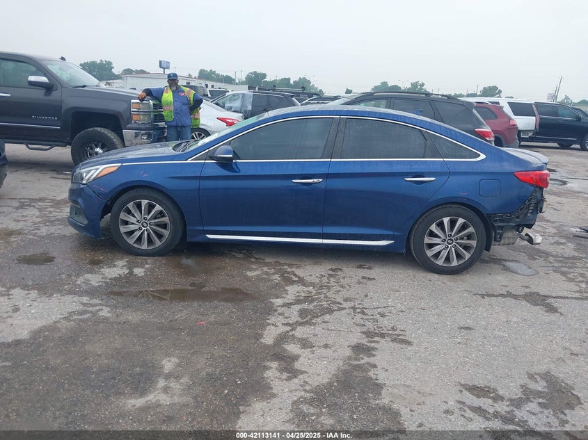 2015 HYUNDAI SONATA VIN: 5NPE34AF7FH171220
