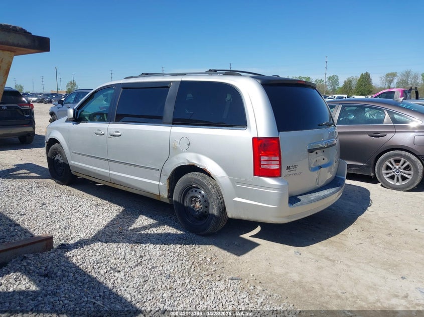 2009 Chrysler Town & Country Touring