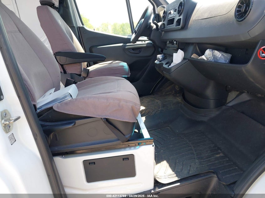 2019 MERCEDES-BENZ SPRINTER 2500 HIGH ROOF V6 - WD4FF1CD0KP185437