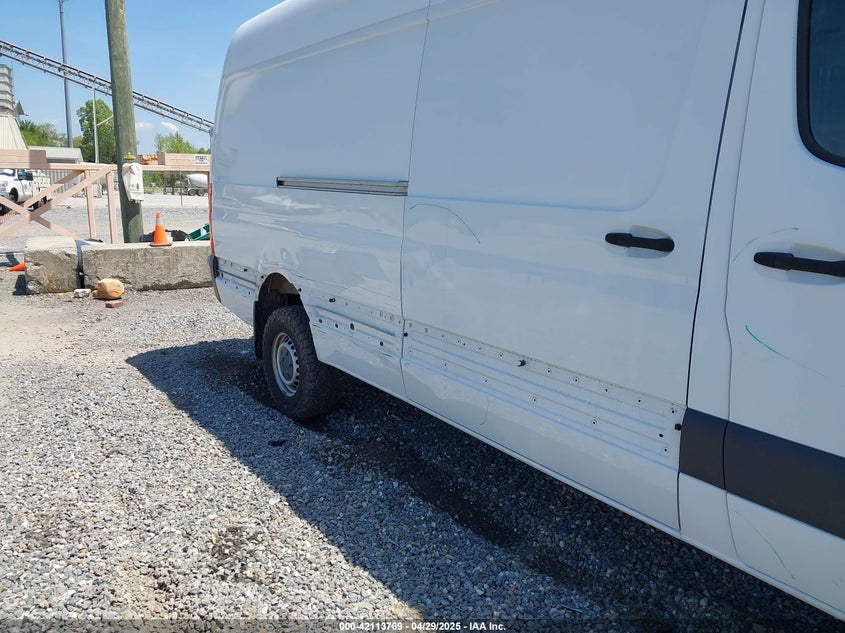 2019 MERCEDES-BENZ SPRINTER 2500 HIGH ROOF V6 - WD4FF1CD0KP185437