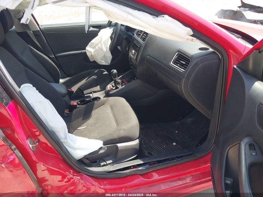 2014 VOLKSWAGEN JETTA 2.0L S - 3VW1K7AJ4EM410316