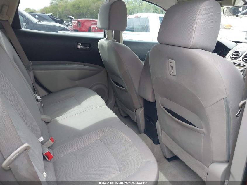 2014 NISSAN ROGUE SELECT VIN: JN8AS5MT2EW101887