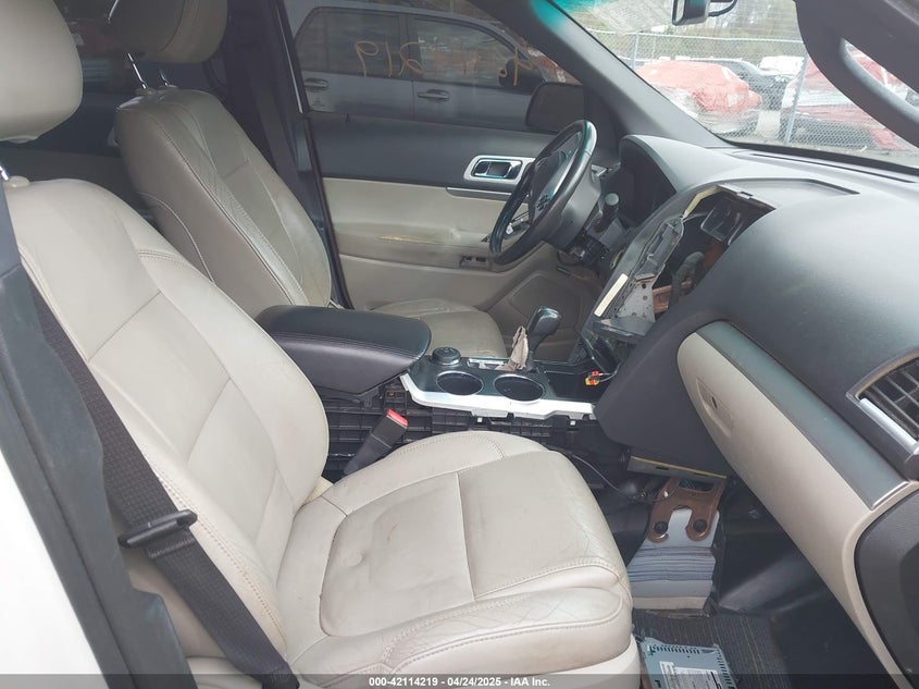 2011 FORD EXPLORER VIN: 1FMHK8D84BGA01038