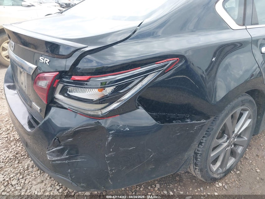 2018 NISSAN ALTIMA VIN: 1N4AL3AP4JC153060