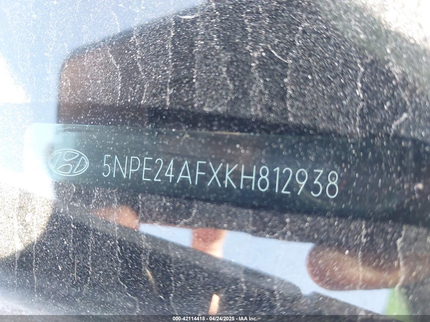 2019 HYUNDAI SONATA VIN: 5NPE24AFXKH812938