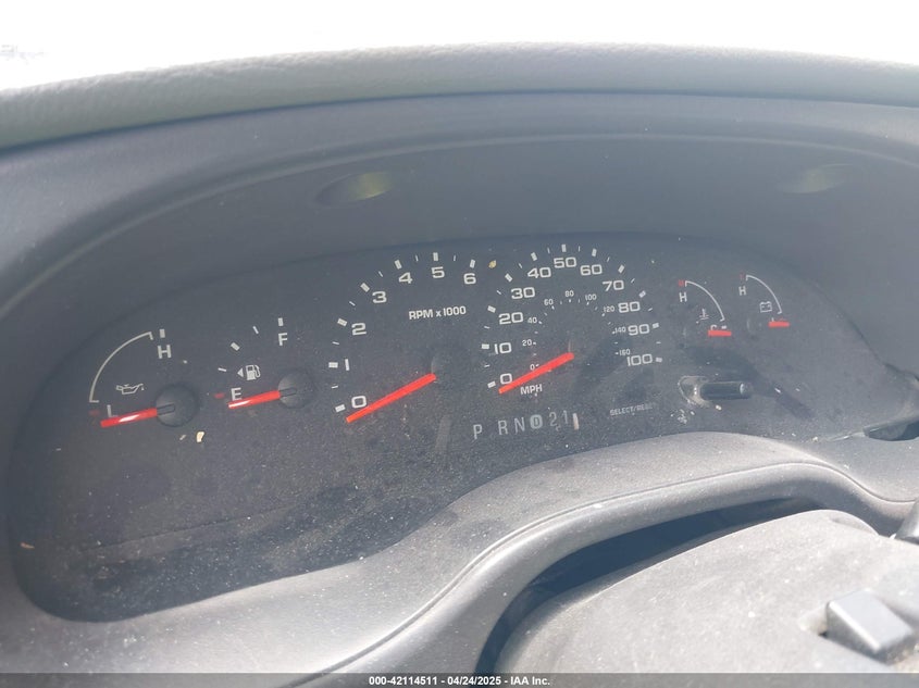 2006 FORD E-350 SUPER DUTY VIN: 1FBNE31L16DA61915