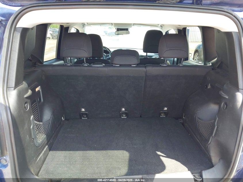 2019 JEEP RENEGADE LATITUDE 4X4 - ZACNJBBB9KPK71713