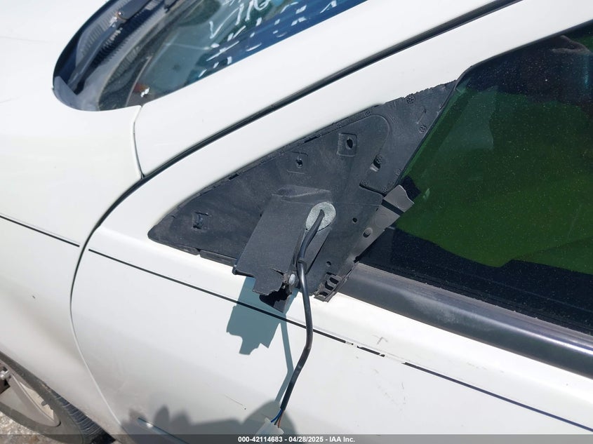 2008 FORD FUSION VIN: 3FAHP071X8R257746