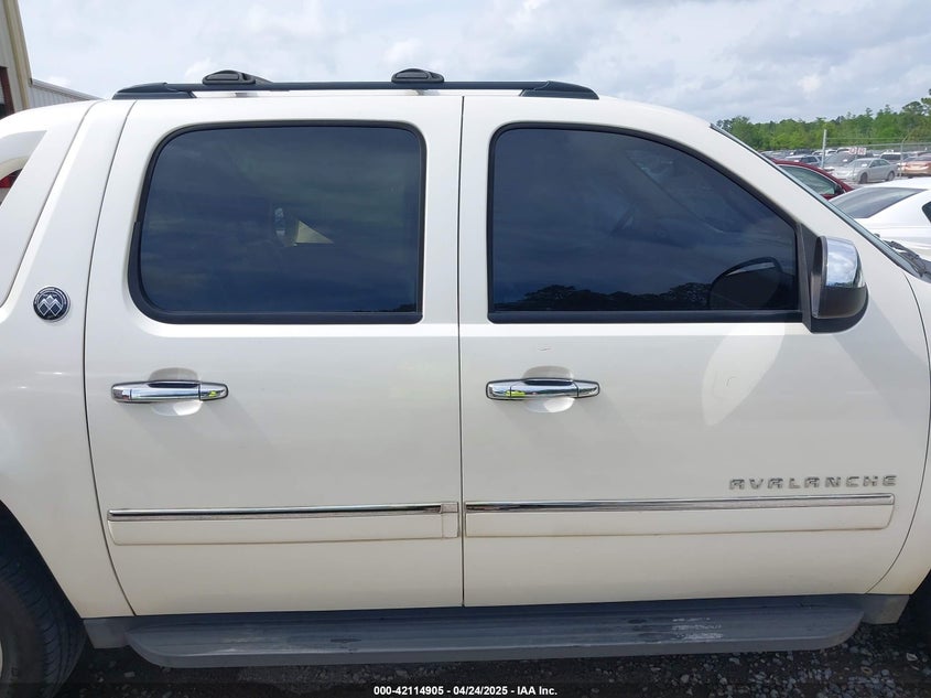 2013 CHEVROLET AVALANCHE LTZ - 3GNTKGE73DG140140