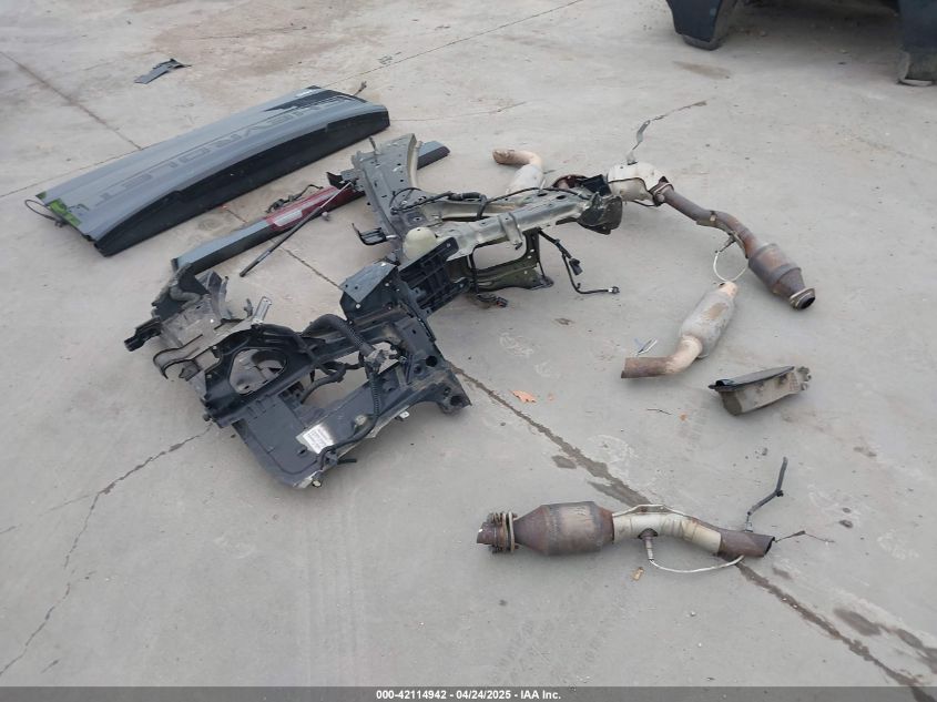 2021 Chevrolet Silverado 1500 4Wd Short Bed Lt VIN: 1GCUYDET4MZ417076 Lot: 42114942