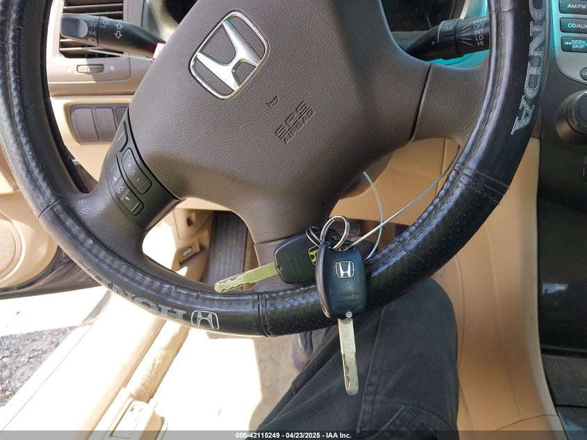 2006 HONDA ACCORD VIN: 1HGCM56306A098211