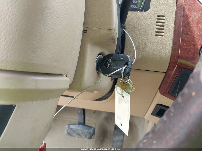 2011 Ford F-250 Lariat VIN: 1FT7W2BT7BEB86061 Lot: 42115408