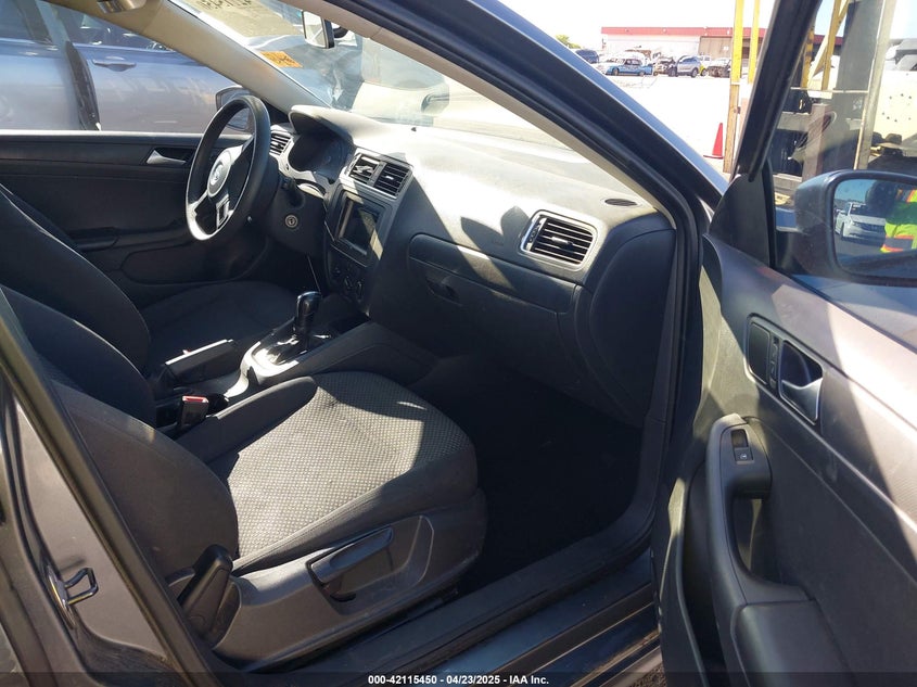 2014 VOLKSWAGEN JETTA 2.0L S - 3VW2K7AJ4EM322287