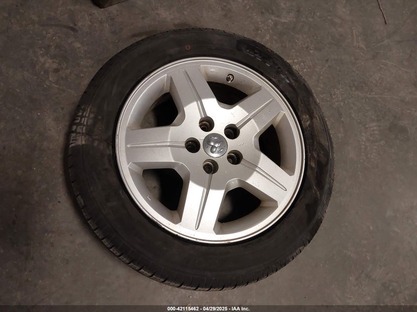 2008 DODGE CALIBER VIN: 1B3HB28B08D681782