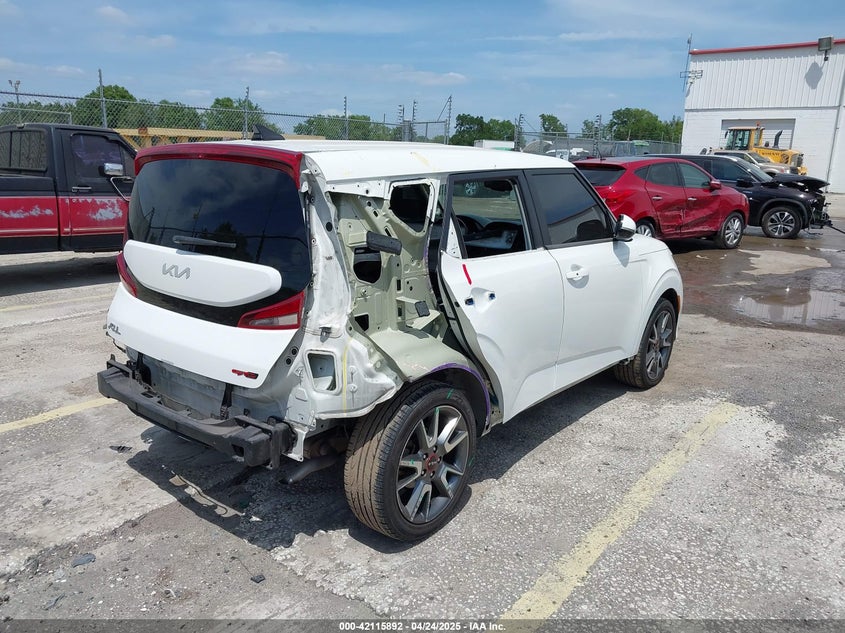 2022 KIA SOUL VIN: KNDJ63AU2N7166959