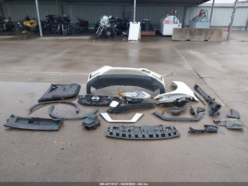 2017 NISSAN ROGUE SV - JN8AT2MT1HW130474