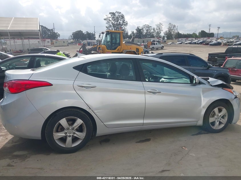 2012 HYUNDAI ELANTRA VIN: 5NPDH4AE9CH073774