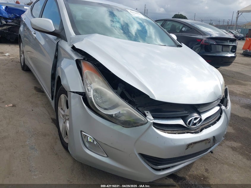 2012 HYUNDAI ELANTRA VIN: 5NPDH4AE9CH073774