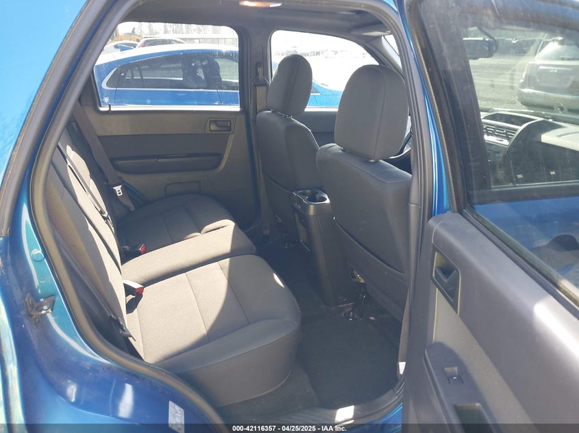 2011 FORD ESCAPE VIN: 1FMCU9D79BKA33742