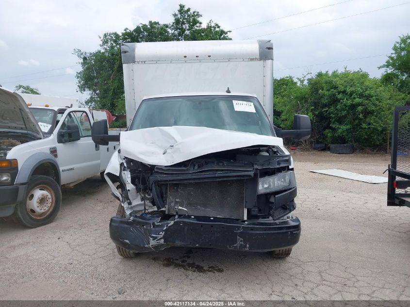 2022 GMC Savana Cutaway Work Van VIN: 7GZ37TC74NN077999 Lot: 42117134