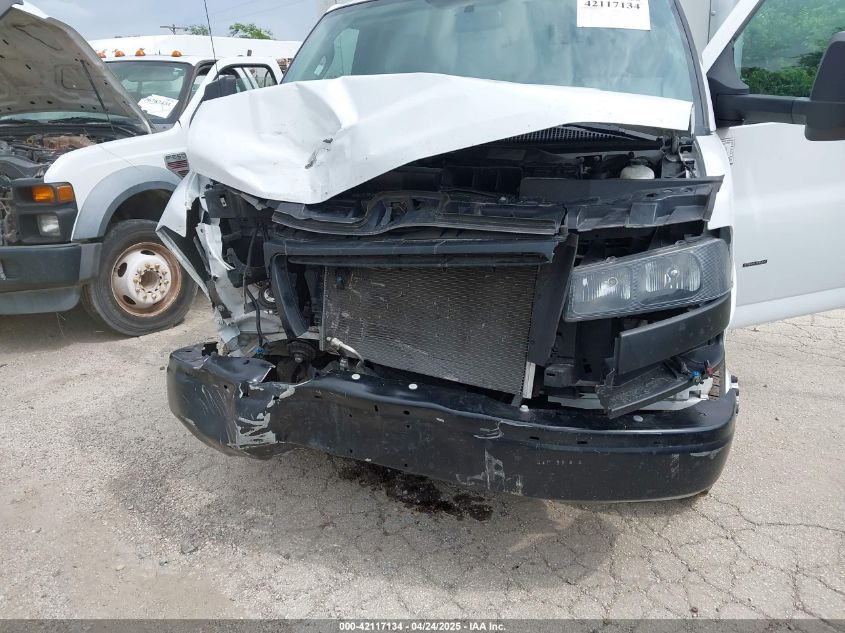 2022 GMC Savana Cutaway Work Van VIN: 7GZ37TC74NN077999 Lot: 42117134