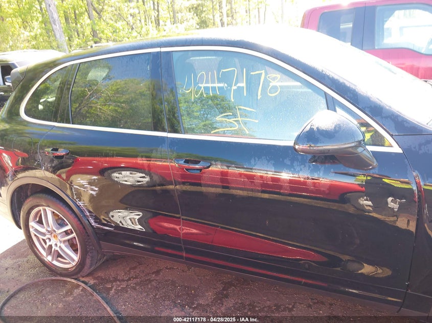 2016 PORSCHE CAYENNE VIN: WP1AA2A23GLA04144