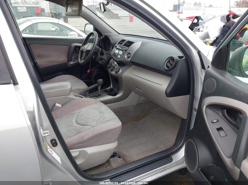 2006 TOYOTA RAV4 VIN: JTMZD33V965007142