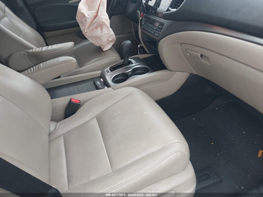 2019 HONDA PILOT VIN: 5FNYF6H52KB025930