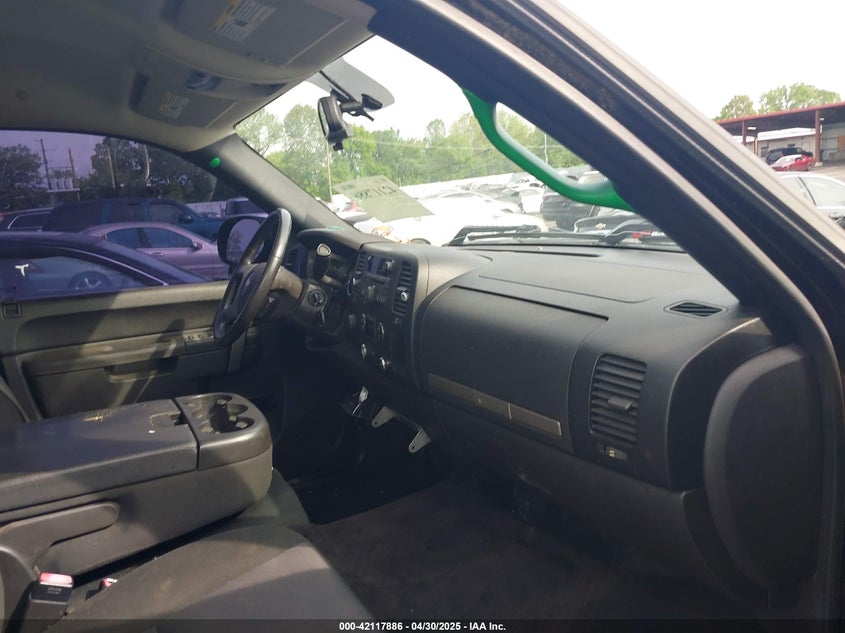 2010 CHEVROLET SILVERADO 1500 VIN: 1GCSKSE38AZ162652