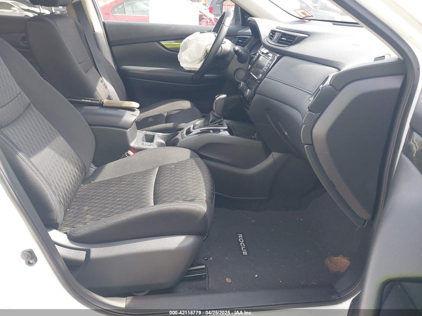 2019 NISSAN ROGUE SV - KNMAT2MV7KP550092