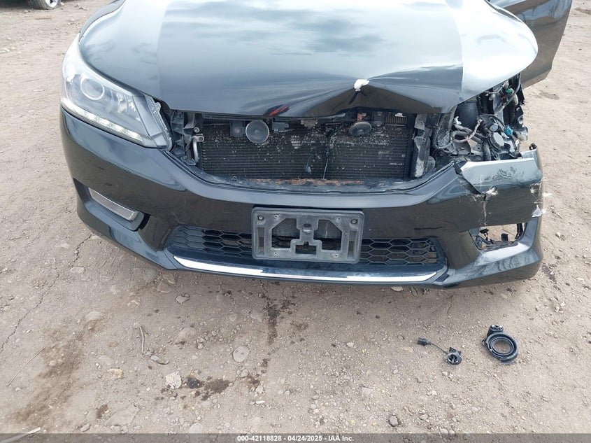 2013 HONDA ACCORD VIN: 1HGCR3F89DA031914