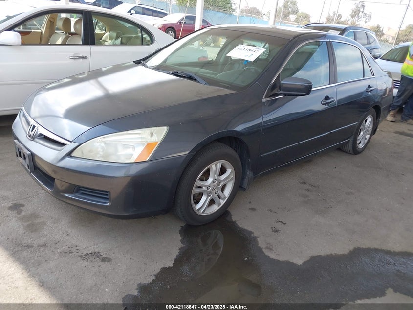 2007 HONDA ACCORD VIN: 1HGCM56827A015715