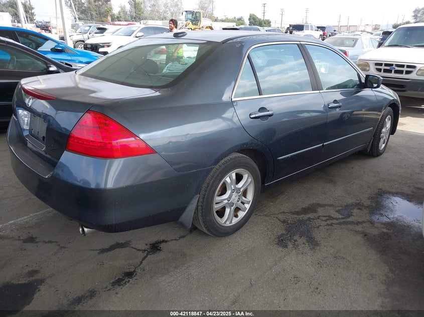 2007 HONDA ACCORD VIN: 1HGCM56827A015715