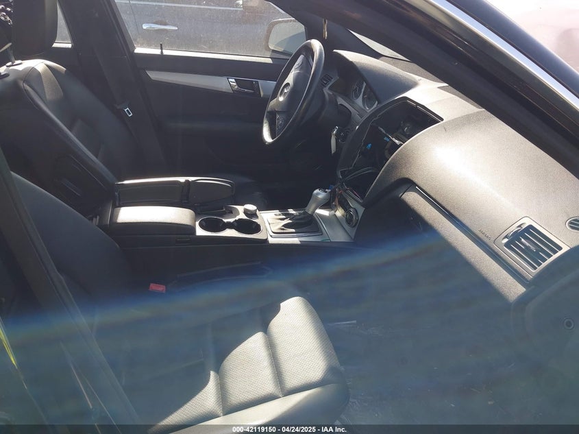 2008 MERCEDES-BENZ C 300 VIN: WDDGF81X68F173382