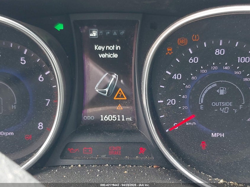 2016 HYUNDAI SANTA FE SPORT VIN: 5XYZWDLA9GG325297