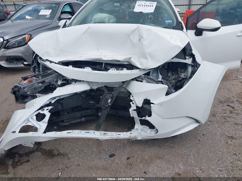 VIN JTDEPMAE6MJ154747 2021 TOYOTA COROLLA LE