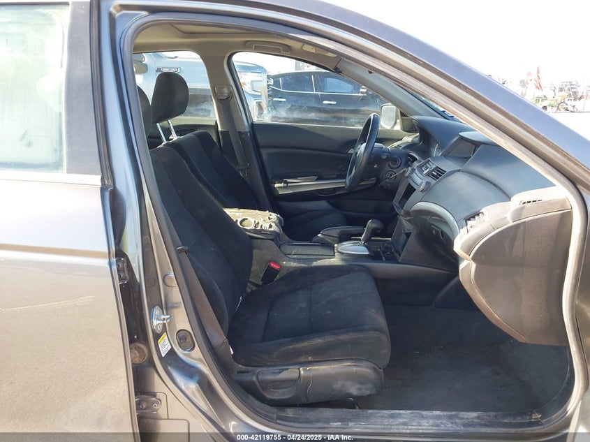 2009 HONDA ACCORD VIN: JHMCP26799C004034