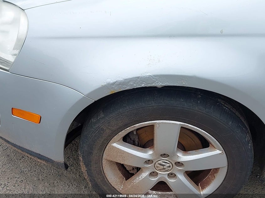 2009 VOLKSWAGEN JETTA VIN: 3VWRZ71K09M122435