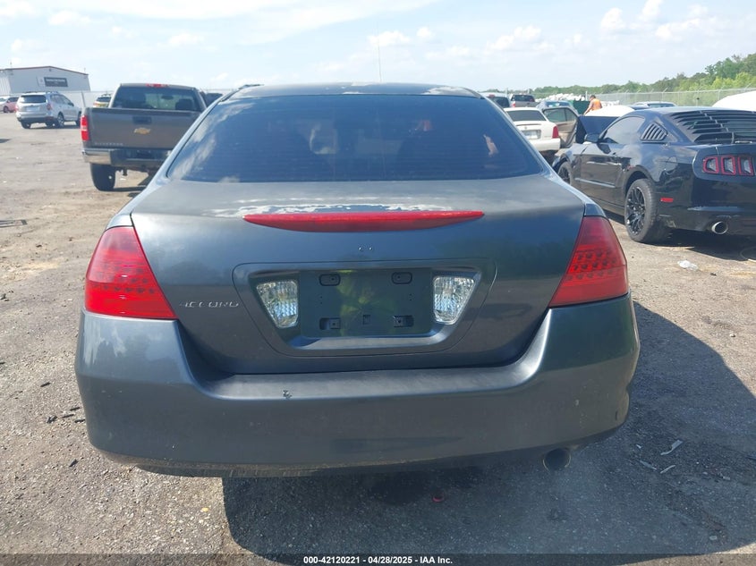 2007 HONDA ACCORD VIN: JHMCM56397C006046