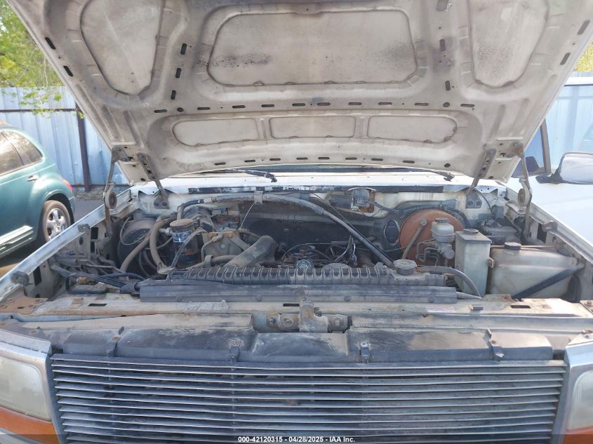 1993 Ford F250 VIN: 2FTHF26M5PCA27608 Lot: 42120315