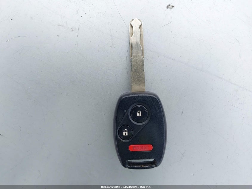 2013 HONDA FIT VIN: JHMGE8H58DC003021