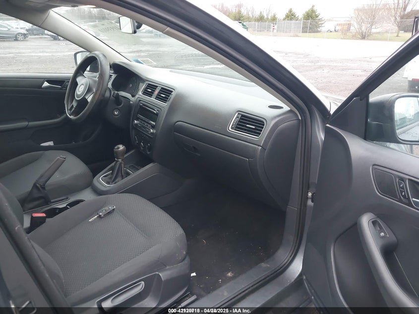 2013 VOLKSWAGEN JETTA VIN: 3VW1K7AJ5DM251675
