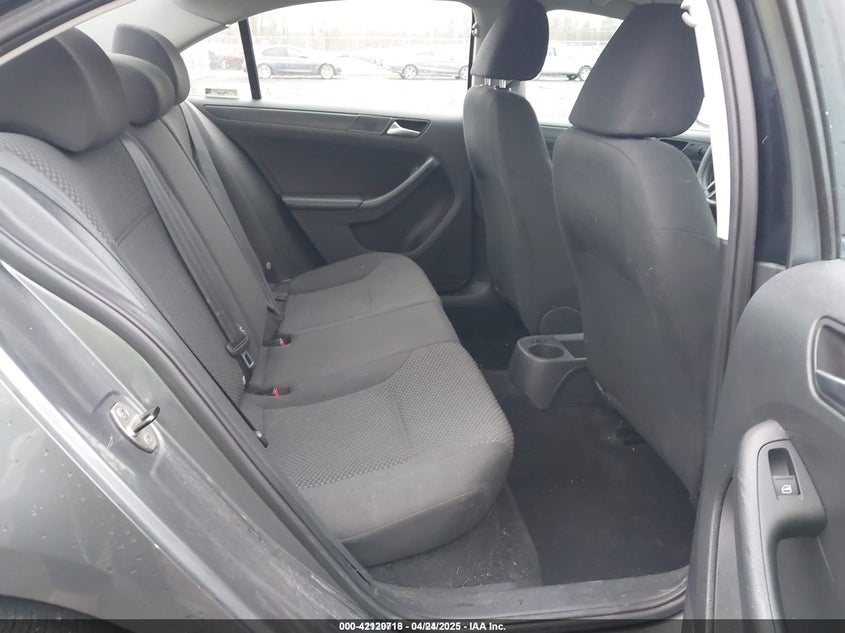 2013 VOLKSWAGEN JETTA VIN: 3VW1K7AJ5DM251675