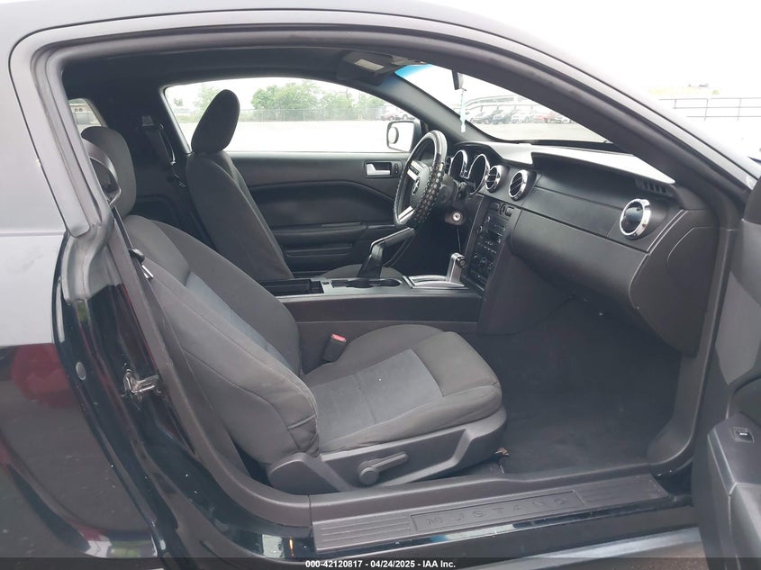 2008 FORD MUSTANG VIN: 1ZVHT80N785208683