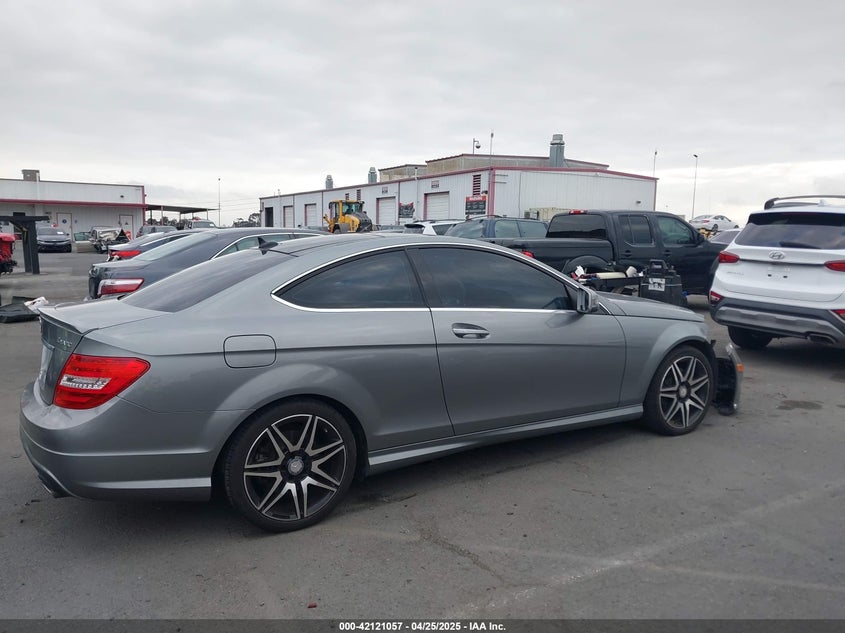 2013 MERCEDES-BENZ C 350 VIN: WDDGJ8JB6DG081115